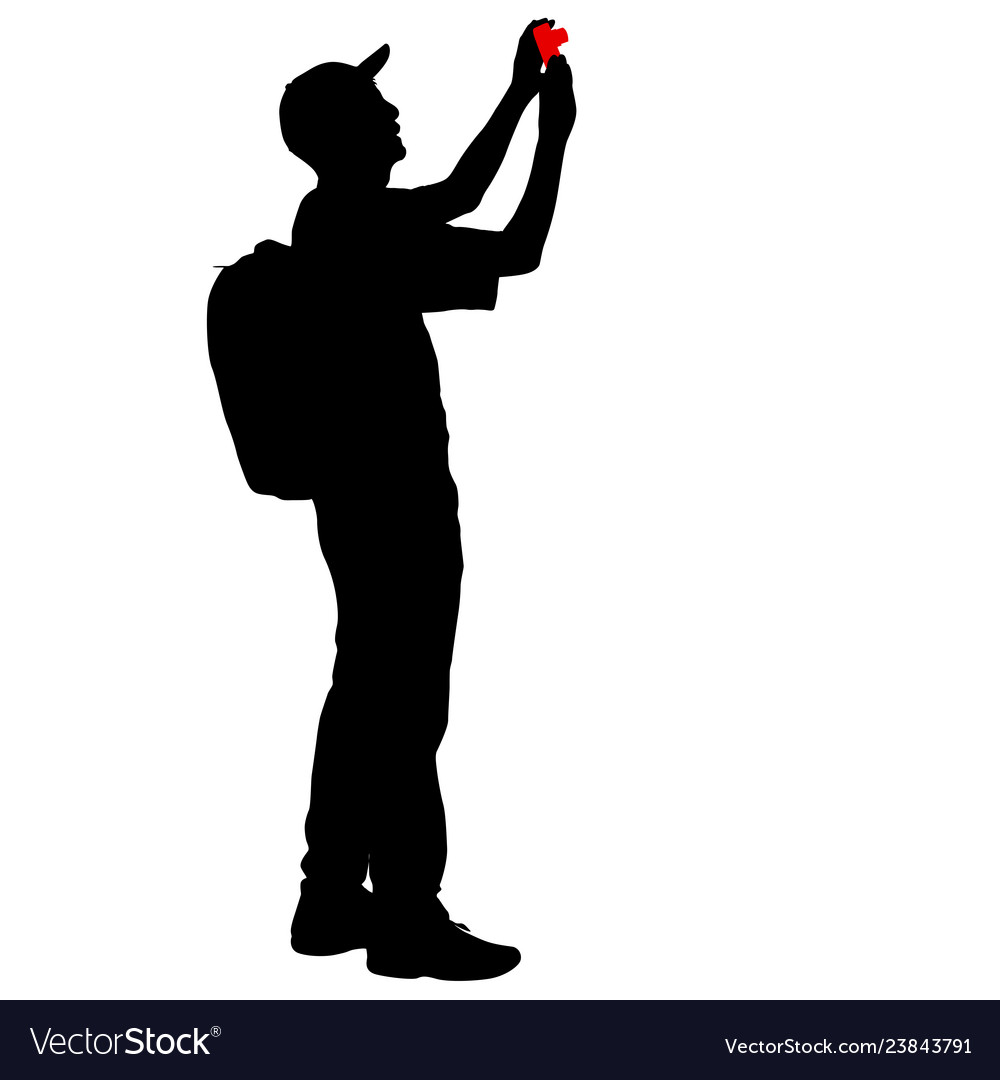 Silhouettes man taking selfie mit smartphone