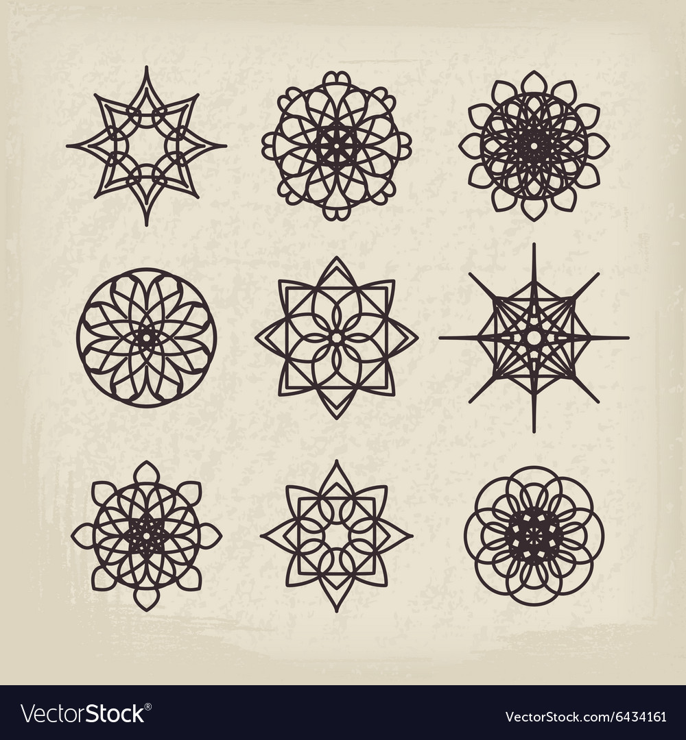 Circular ornament set